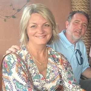 Meet your Posher, Toni